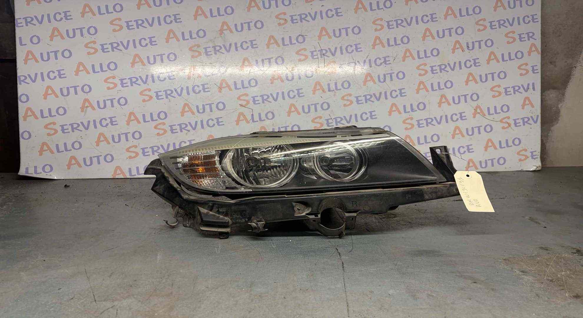 optique Avant DROIT Droit
BMW Serie-3 e91 
phase 2 annee 18/05/2009


