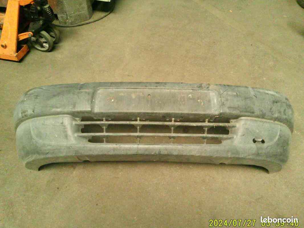 Pare Choc Av 
CITROEN Berlingo 1 phase 1

Frais de Port sur devis