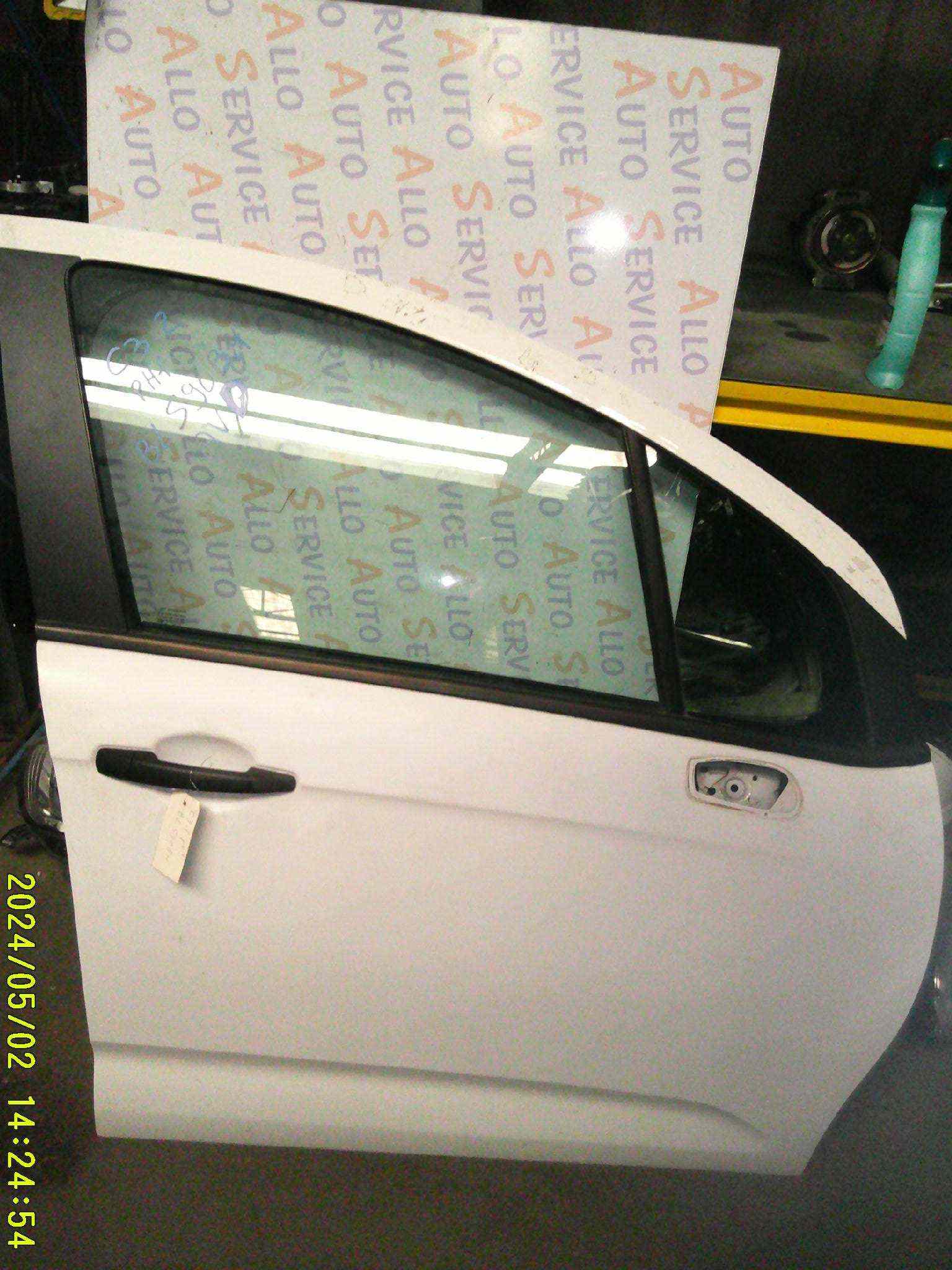 Porte AV Droit
CITROEN C3

Frais de Port sur devis