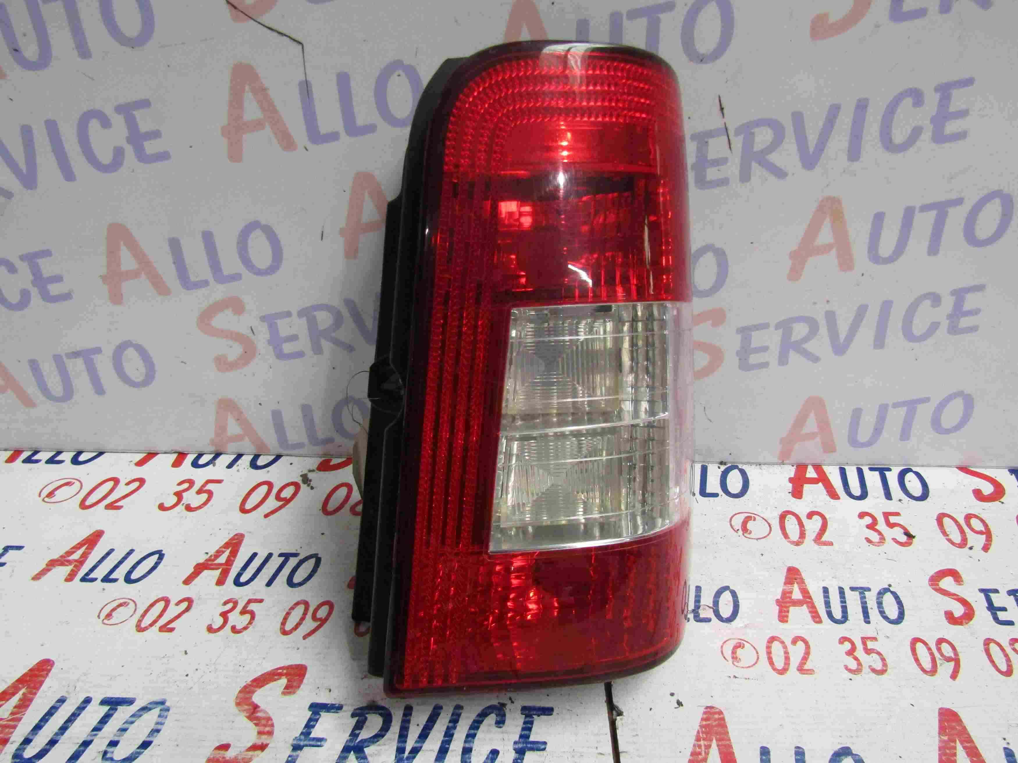 Feu Arriere Droit
CITROEN Berlingo 1 Phase 2
(Avec Portes)
09.2004

Frais de port sur devis