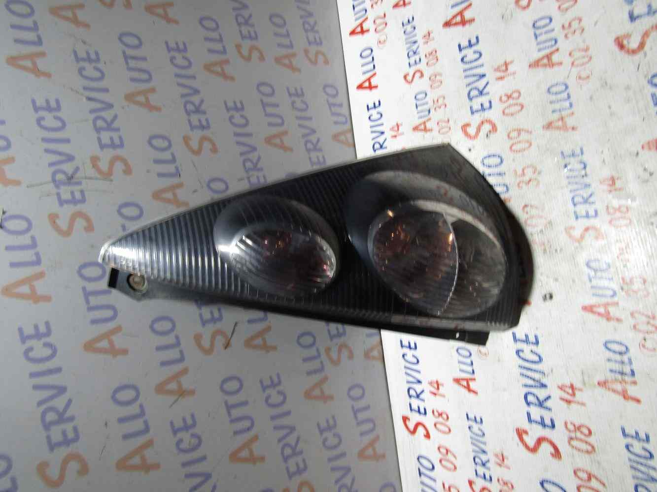 Feu Arriere Droit
CITROEN C1 PHASE 1 1.0I-12V
15.10.2008

