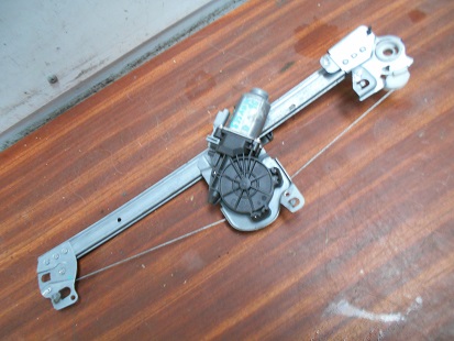 Leve Vitre Av Droit
CITROEN C3
An 10.2005 - 12.2010

