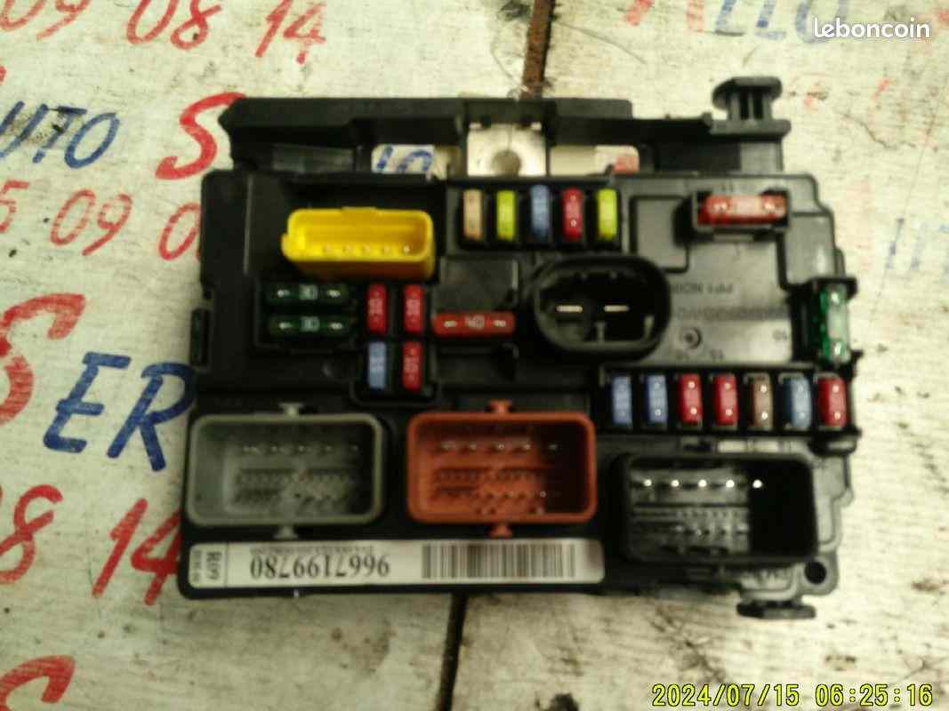 BSM 
CITROEN C3 2 phase 1
boitier bsm 9667199780
ref : HW8-SW8--MK8-2010-09-05-2 1509
    : r09 bsm-00

