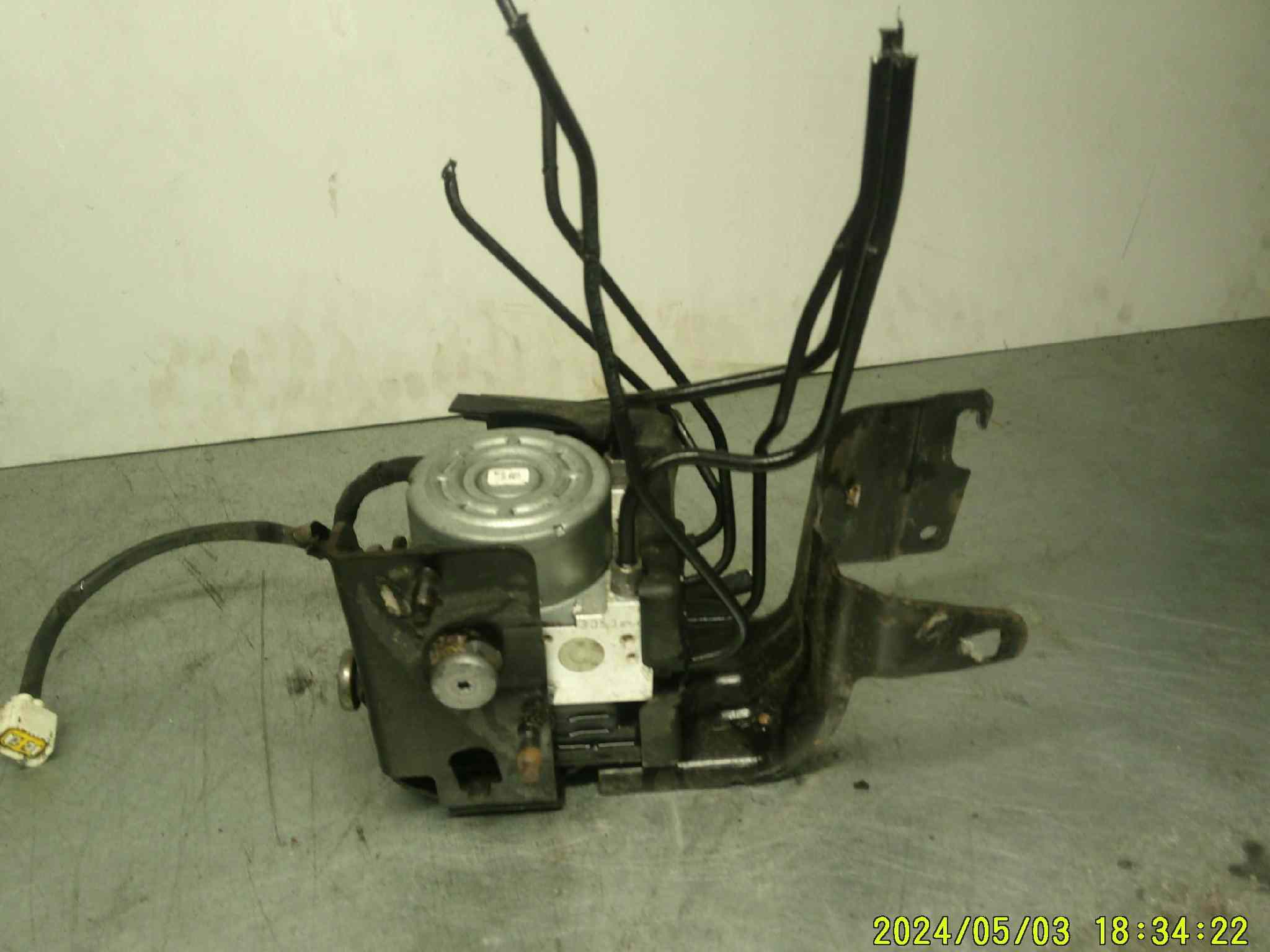 Bloc hydraulique ABS 
CITROEN C4 cactus 1.2 vti 2017
ref : 9819474780
