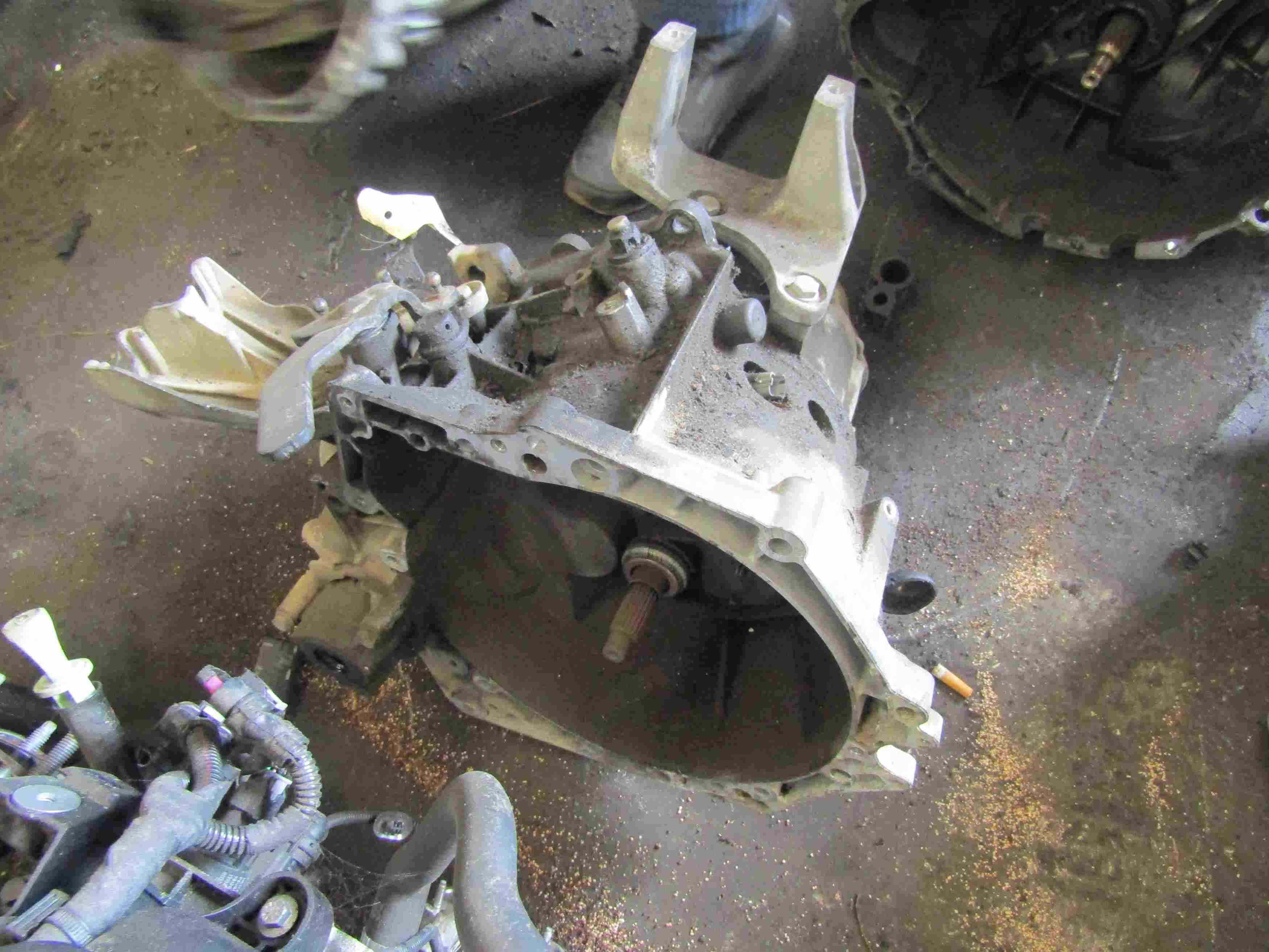 Boite de vitesses 
CITROEN C5 2 Break 1.6 HDI 110 CV

Type boite :20DP50 
 250000 Km

Garanti(e) 12 mois

Frais de Port sur devis