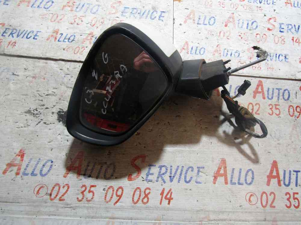 Retro Electrique Gauche
CITROEN C3 2 PHASE 1
14.03.2012

