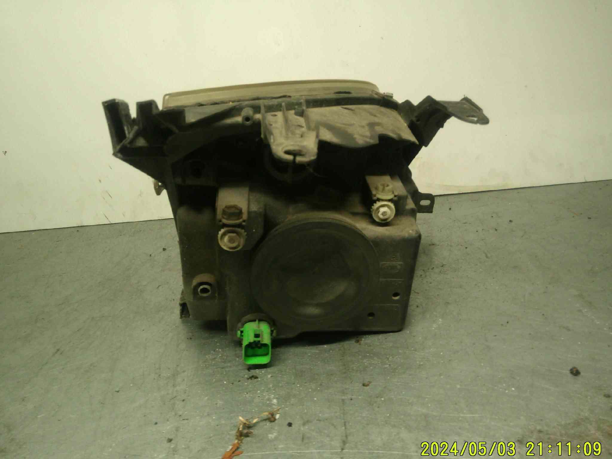 optique Avant Gauche
FORD Fusion phase 1
ref : 246 897-00 l
