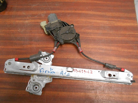 Leve Vitre Av Gauche
FORD Fiesta 4 Phase 1 5 Portes
an 2008-10->2012-11 
