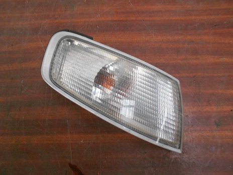 Clignotant Droit
HONDA Accord

1996 -> 1998