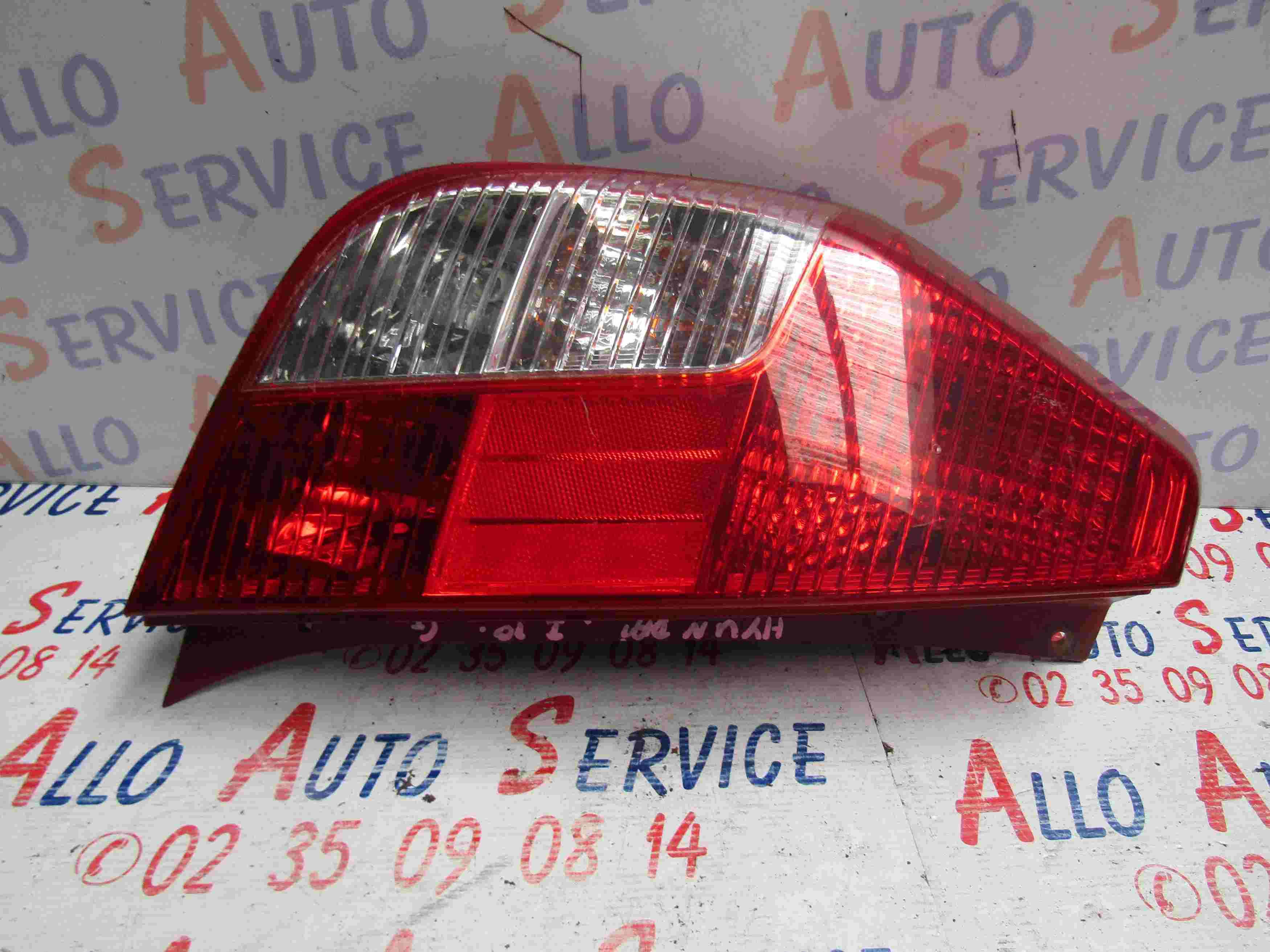 Feu Arriere Gauche
HYUNDAI i10 1 Phase 1


07.2009
Frais de port sur devis
