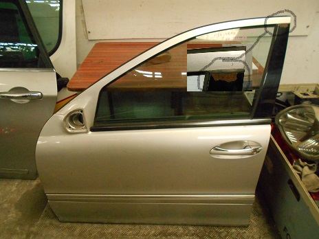 Porte AV Gauche
MERCEDES Classe C 200 (203)
An 10.2000 - 03.2004

Vendue nue, une marque de rouille
Frais de Port sur devis