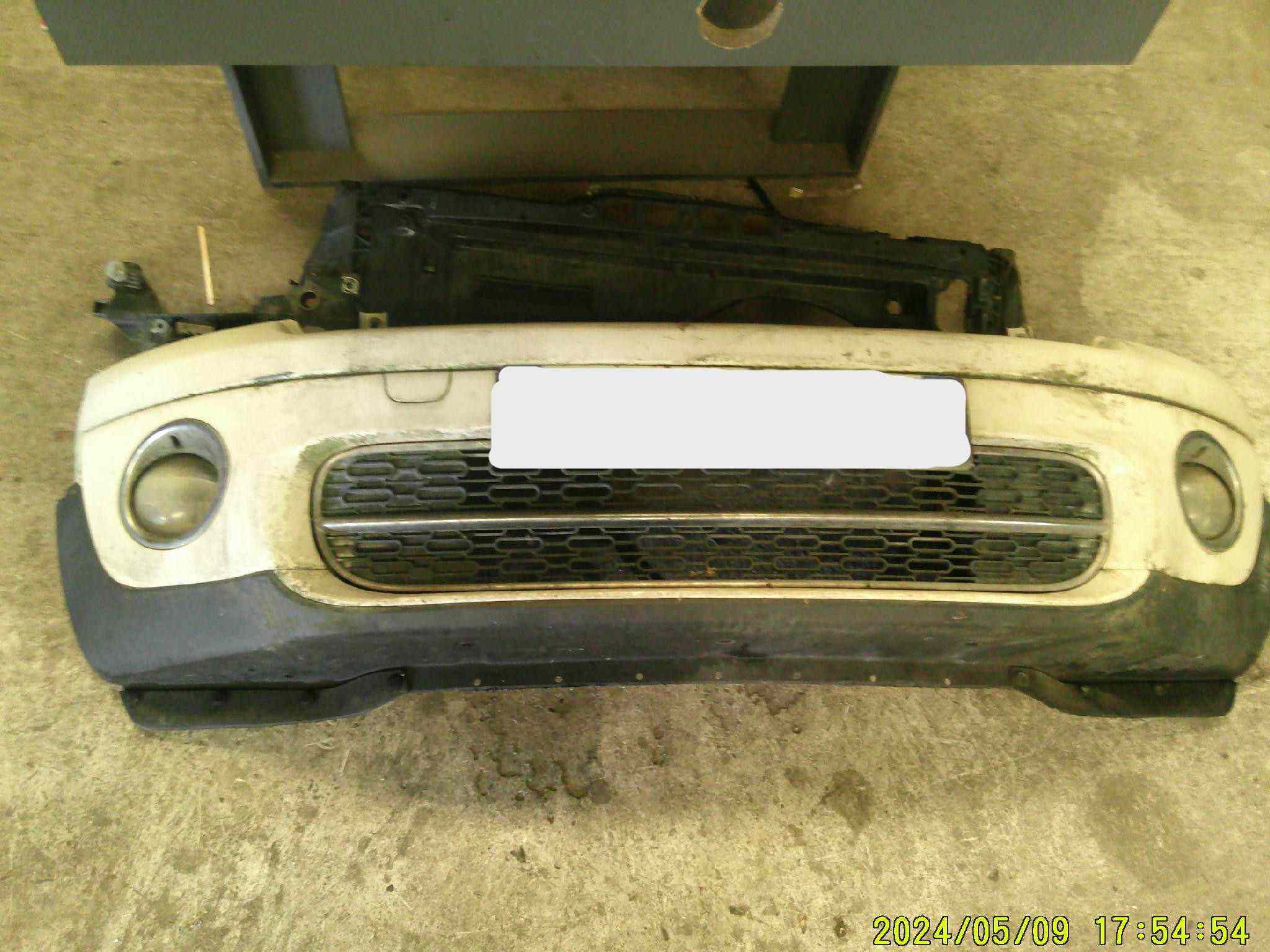 Pare Choc Av 
MINI Mini r56 phase 1

Frais de Port sur devis