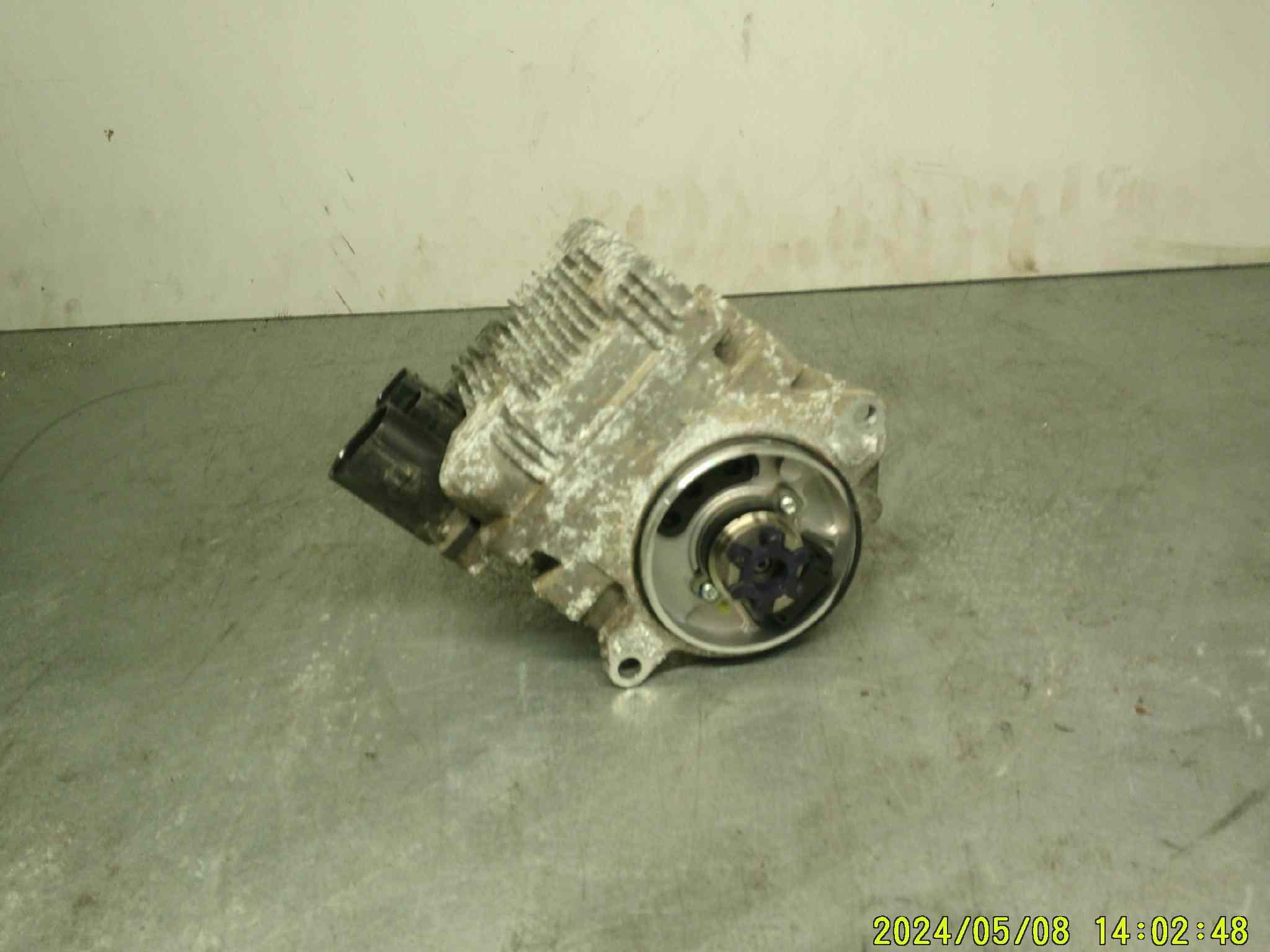 moteur de crémaillère électrique 
MINI Mini
ref : 6800 002 726e
