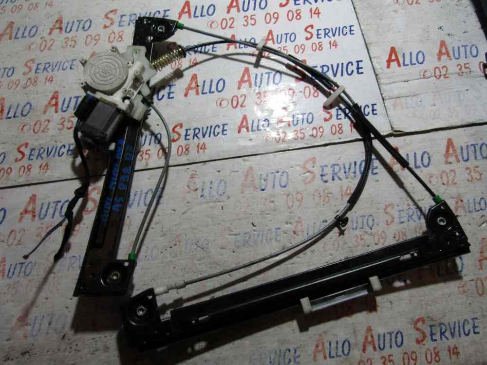 Leve Vitre Av Droit
MINI 1 R50/R53 PHASE 1 1.6I-16V COOPER
05.09.2002

