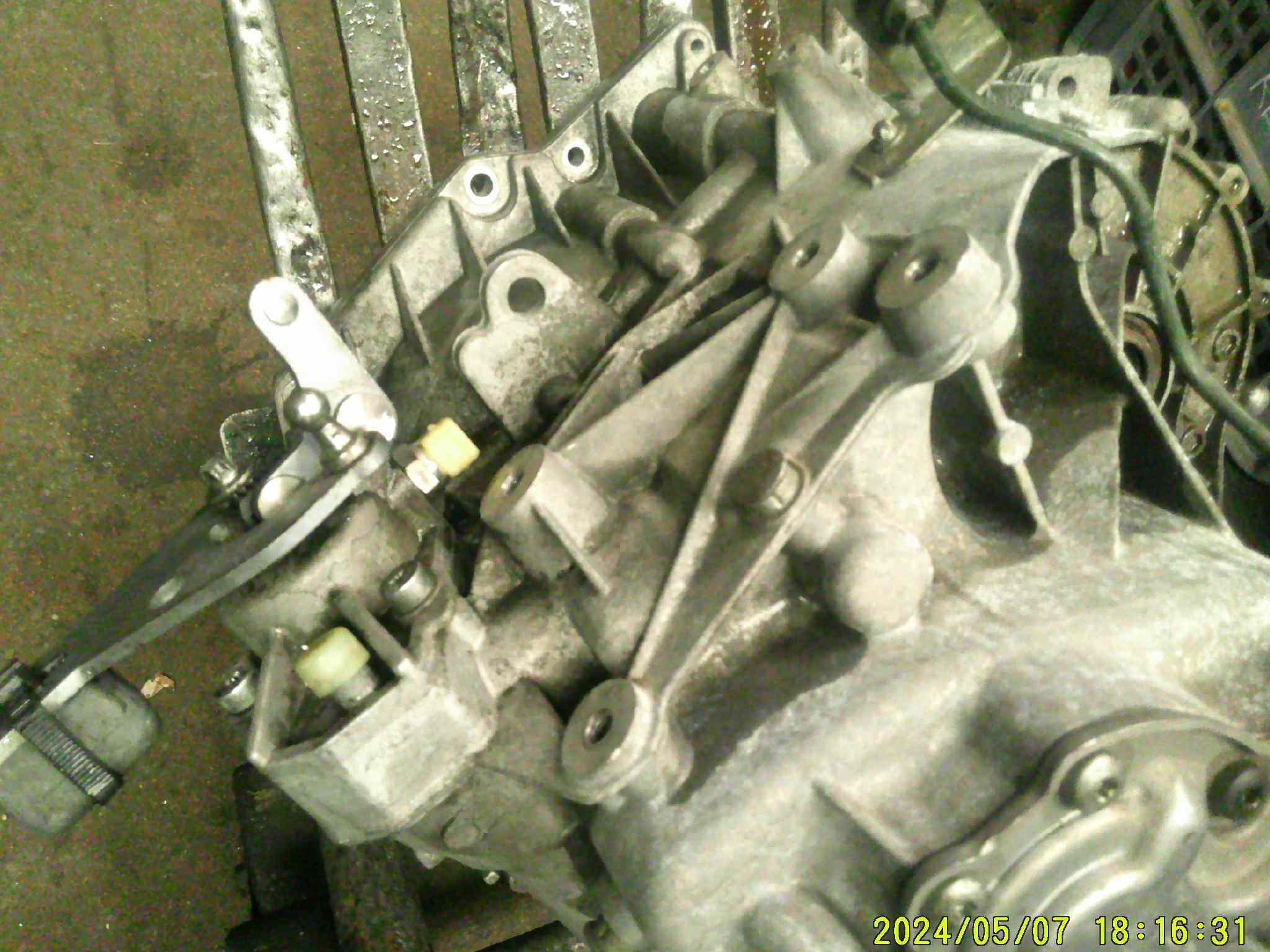 Boite de vitesses manuel 6 rapport 
Mini 2 r56 phase 1 1.6d 109ch turbo cooper d 
ref : gs6 
53dg-tcin
