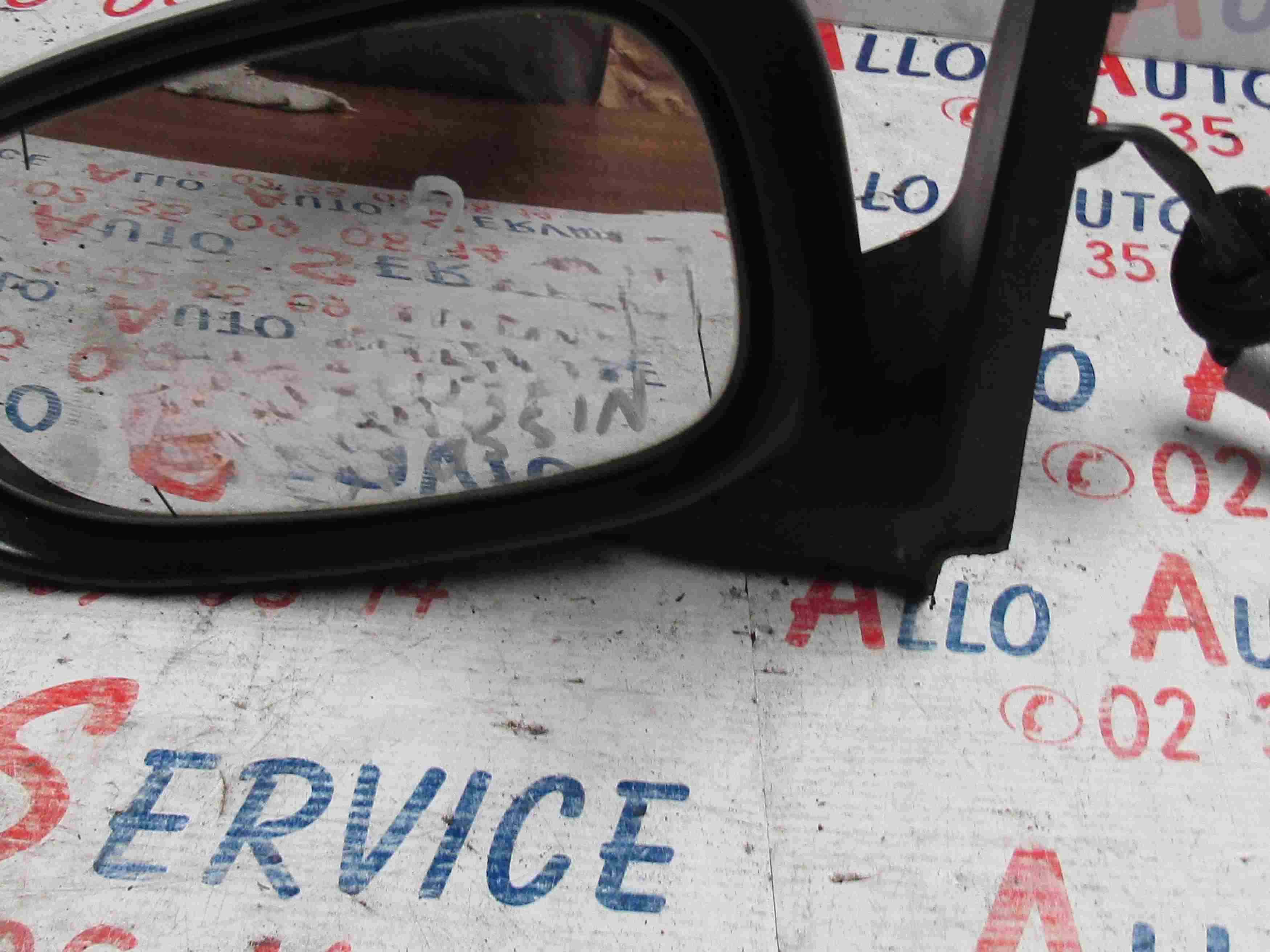 Retro Electrique Gauche
NISSAN Almera Tino Phase 2

Couleur: Blanc
02.2005
Frais de port sur devis

