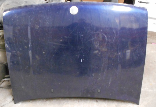 Capot 
OPEL Frontera phase 2
Années de 07.1996 à 10.1998

Rayures

Frais de Port sur devis