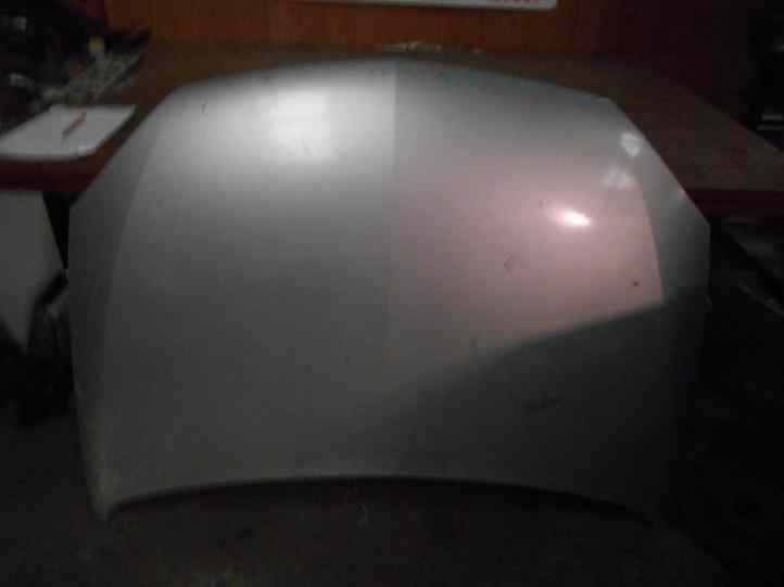 Capot 
OPEL Corsa C
An 10.2000 - 08.2003

Frais de Port sur devis