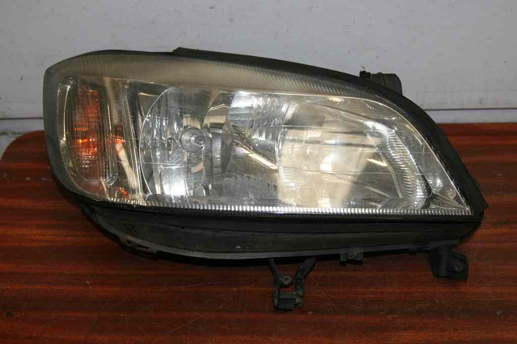 Optique Droit OPEL Zafira 1 (A)
09/2003


