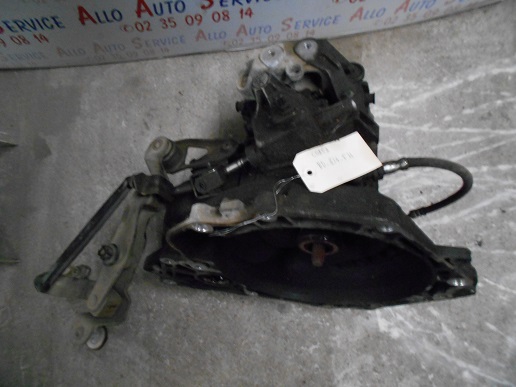 Boite de vitesses 
OPEL Corsa C 1.2 16V 75CV
An 10.2000 - 08.2003

Type boite : F13 NN/KW/BZ
138 000 Km

Garanti(e) 3 mois

Frais de Port sur devis