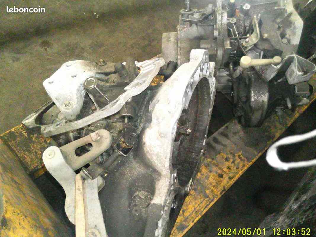 Corsa D phase 1 1.3 CDTI - 16v Turbo
Type boite : F178C/F17ATA
Cyl 1248
Boite manuelle
Fisc 4
Puiss 75
243268 KILOMETRE

