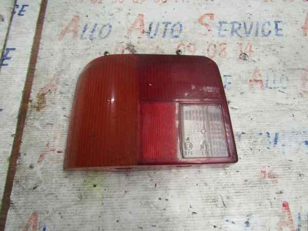 CAPUCHON Feu Arriere Gauche

PEUGEOT 205 phase 1

13/01/1987



