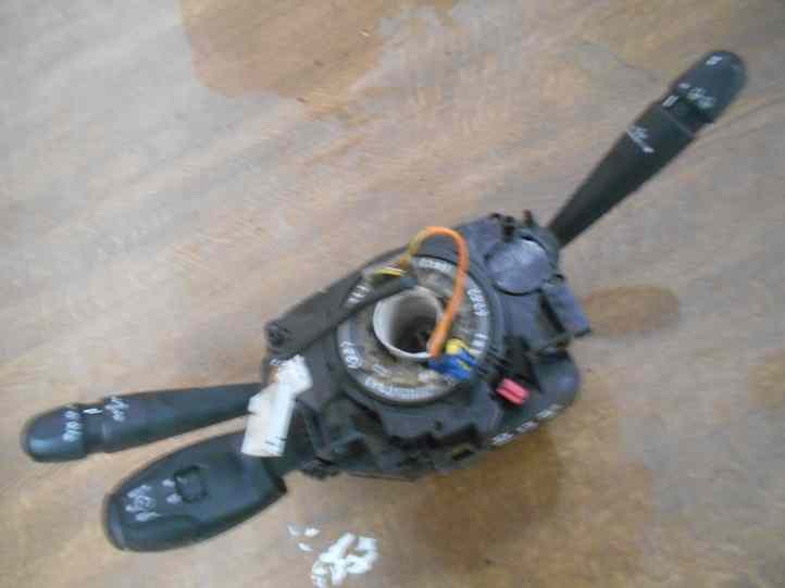 COM 2008P
PEUGEOT 208
An 2014

Valeo 98081767ZD 