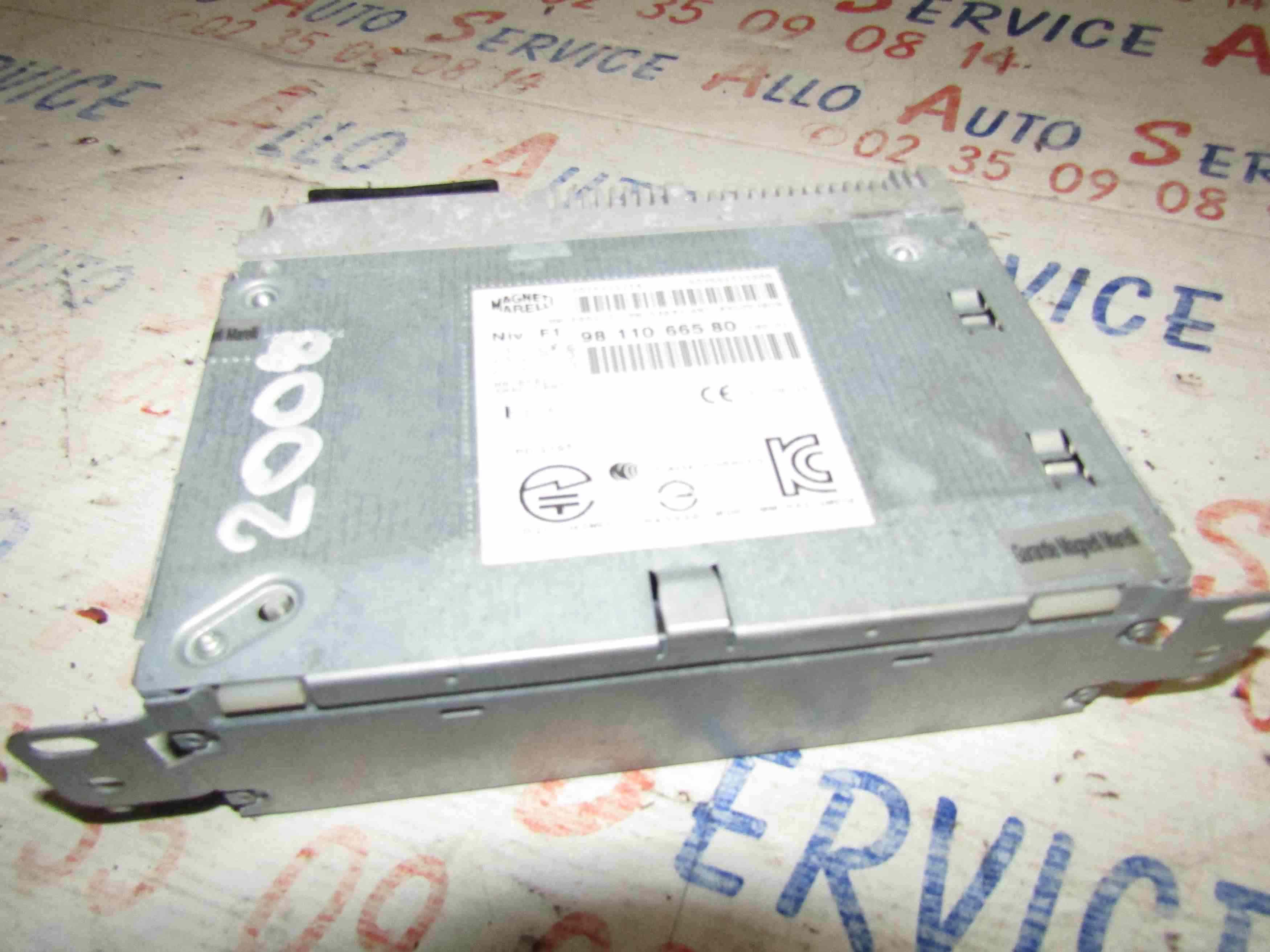 Autoradio 
PEUGEOT 2008
02.2016

Référence :
9811066580

Frais de port sur devis
