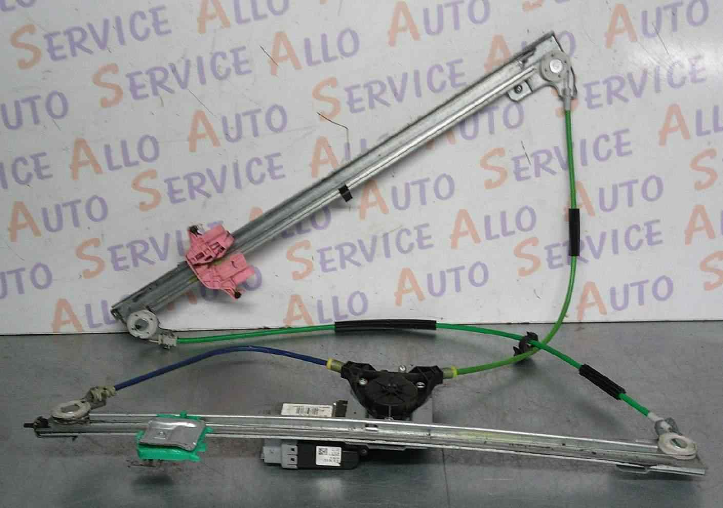 Leve Vitre Av Droit PEUGEOT Expert 2 

MILLESIME 05/2012


