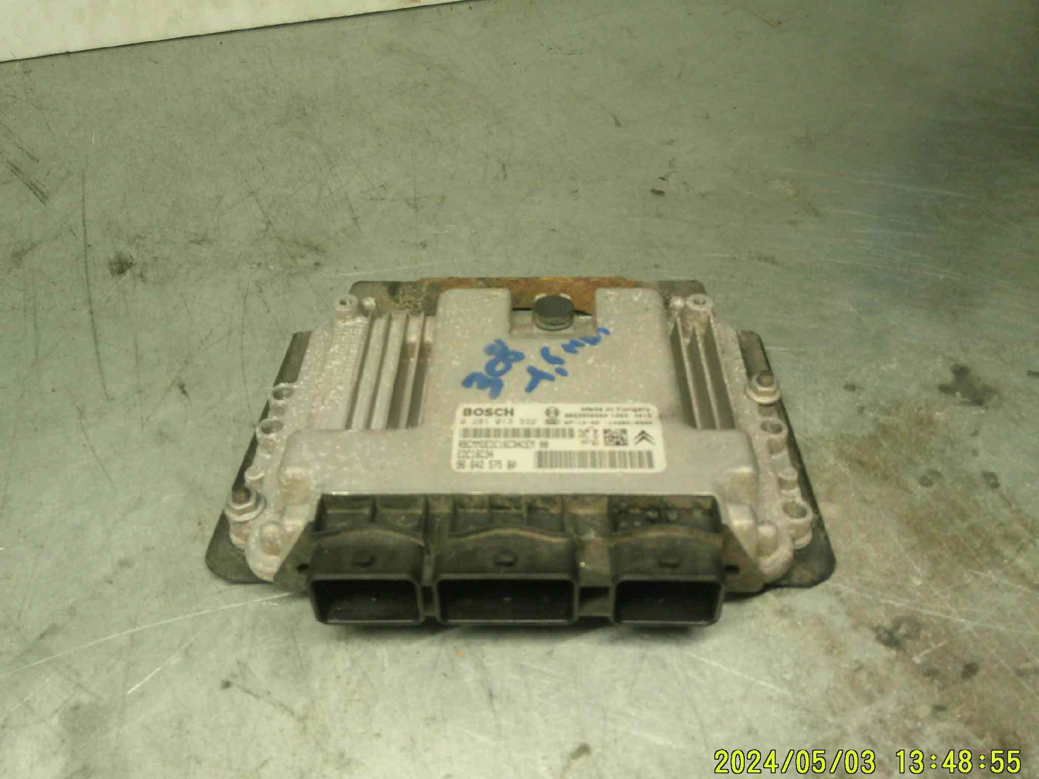 Calculateur 
PEUGEOT 308 1.6 hdi 
ref : edc16c34
0 281 013 332

