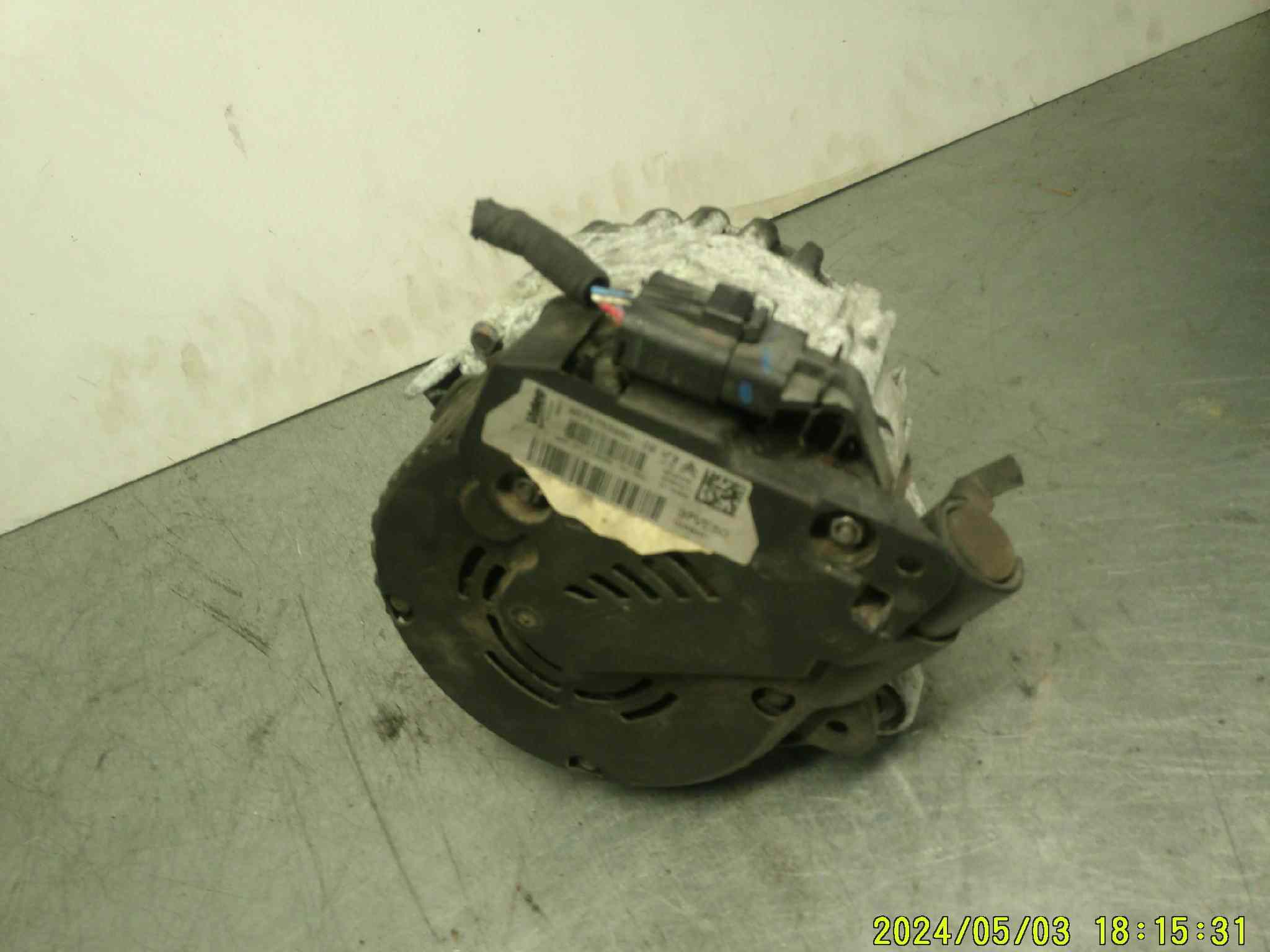 Alternateur valeo start and stop 
180A 
ref : 37ve50 
PEUGEOT 308 2

