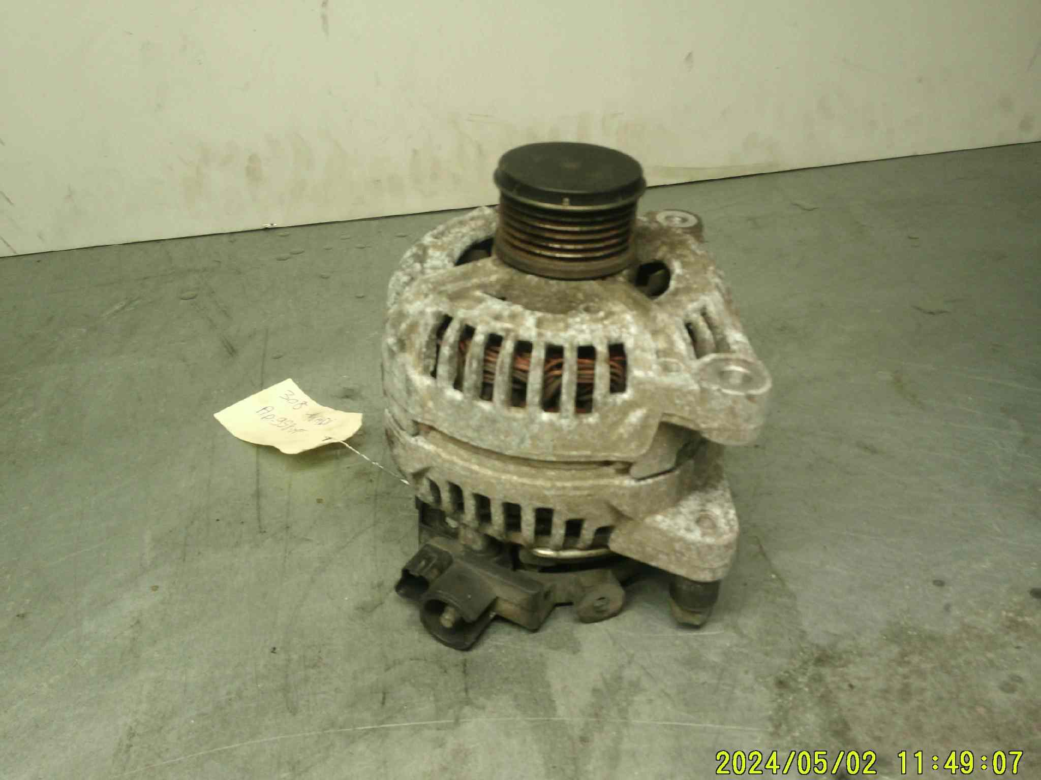 Alternateur 
PEUGEOT 308 1 1.6 hdi
ref : 9646321880

