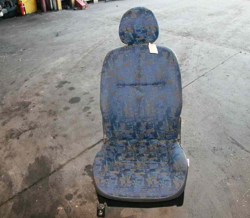 Siege Passager PEUGEOT Partner 1 FOURGON PHASE 1
11.2001

Frais de Port sur devis


