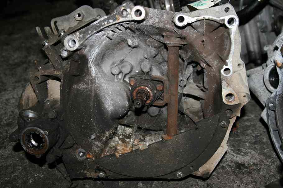 Boite de vitesses PEUGEOT 205 phase 2 1.8D 60ch
10.1994

Type boite : 20CM99 / 20CL89

Garanti(e) 3 mois

Frais de Port sur devis