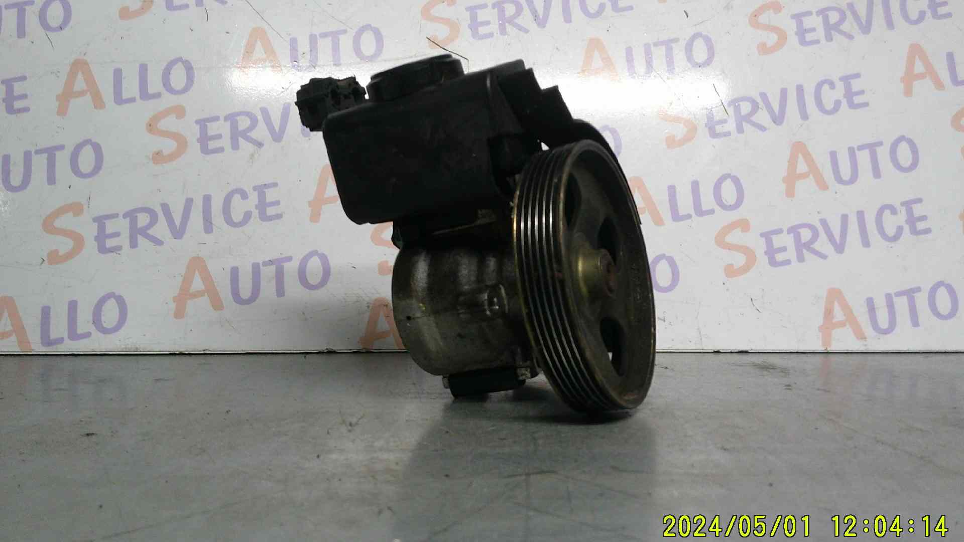 vend pompe DA 
PEUGEOT 206 essence


