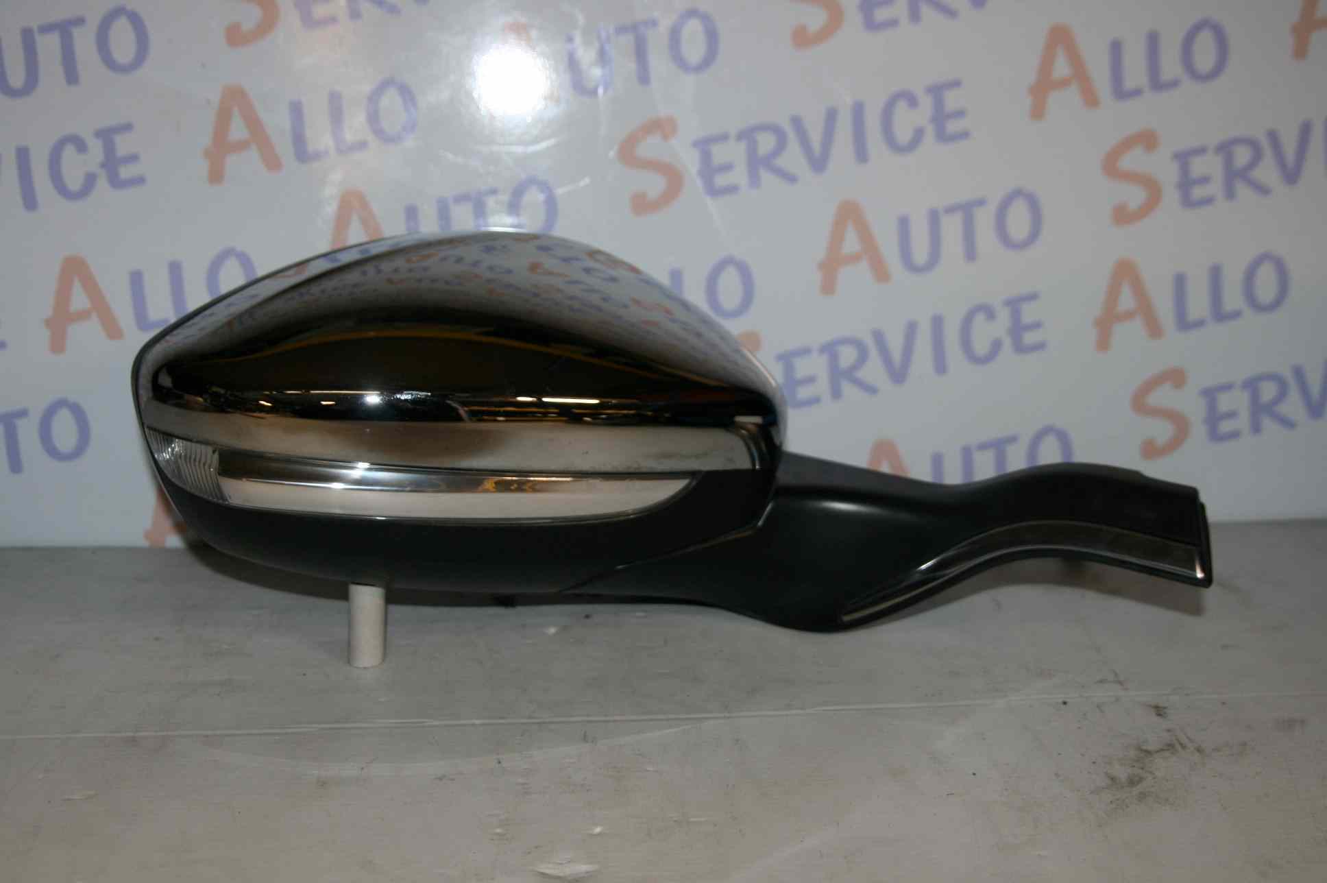 Retro Electrique Droit
PEUGEOT 2008 I PHASE 1 5P 
2013-01->2016-09
coque de rétroviseur chromé
