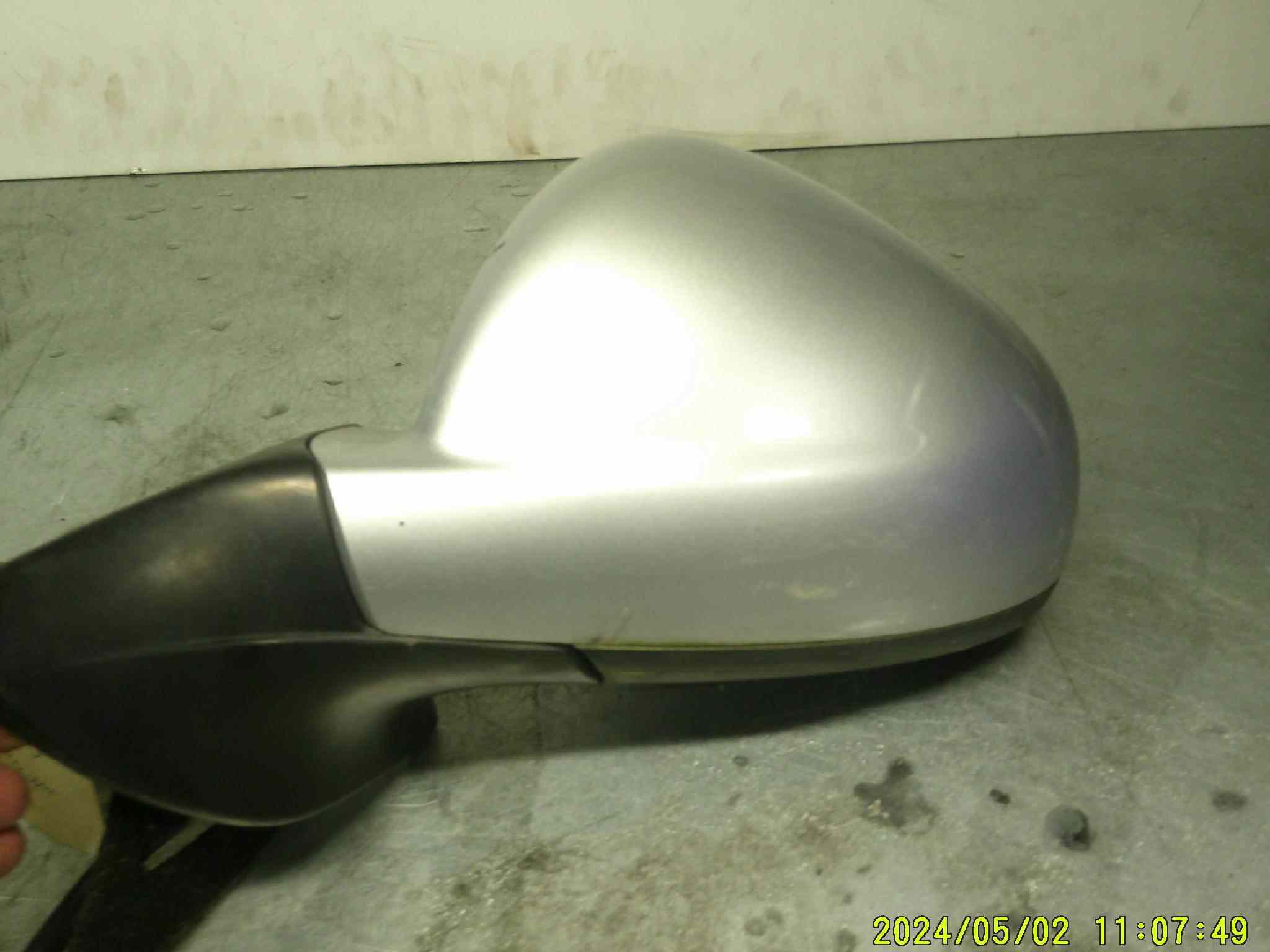 Retro Electrique et rabattable Gauche
PEUGEOT 407 phase 1 gris 
ref : 8149VG

