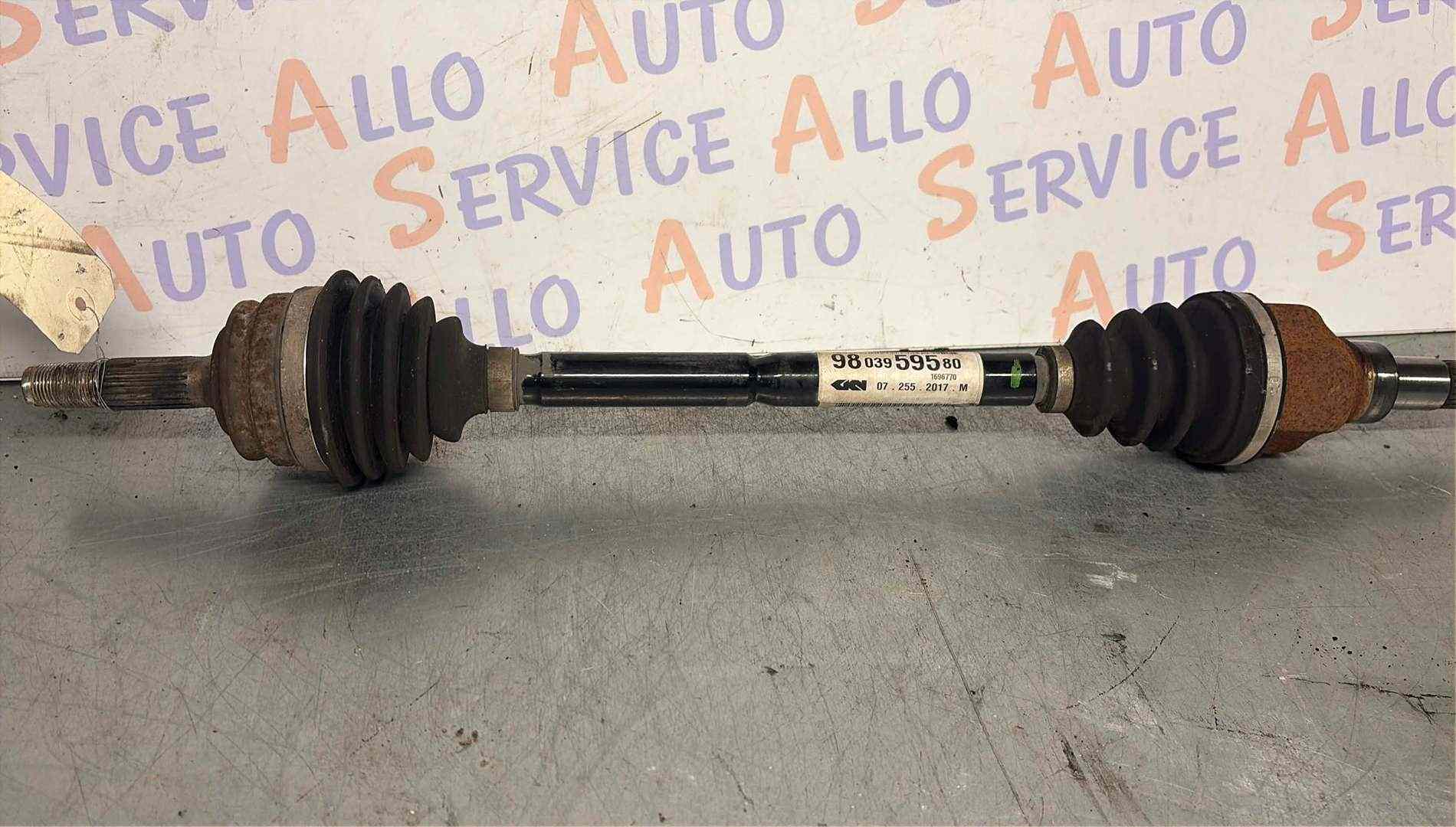 Cardan Gauche
PEUGEOT Boxer 3 pohase 2 2.2 HDI 
Annee 24/09/2015

