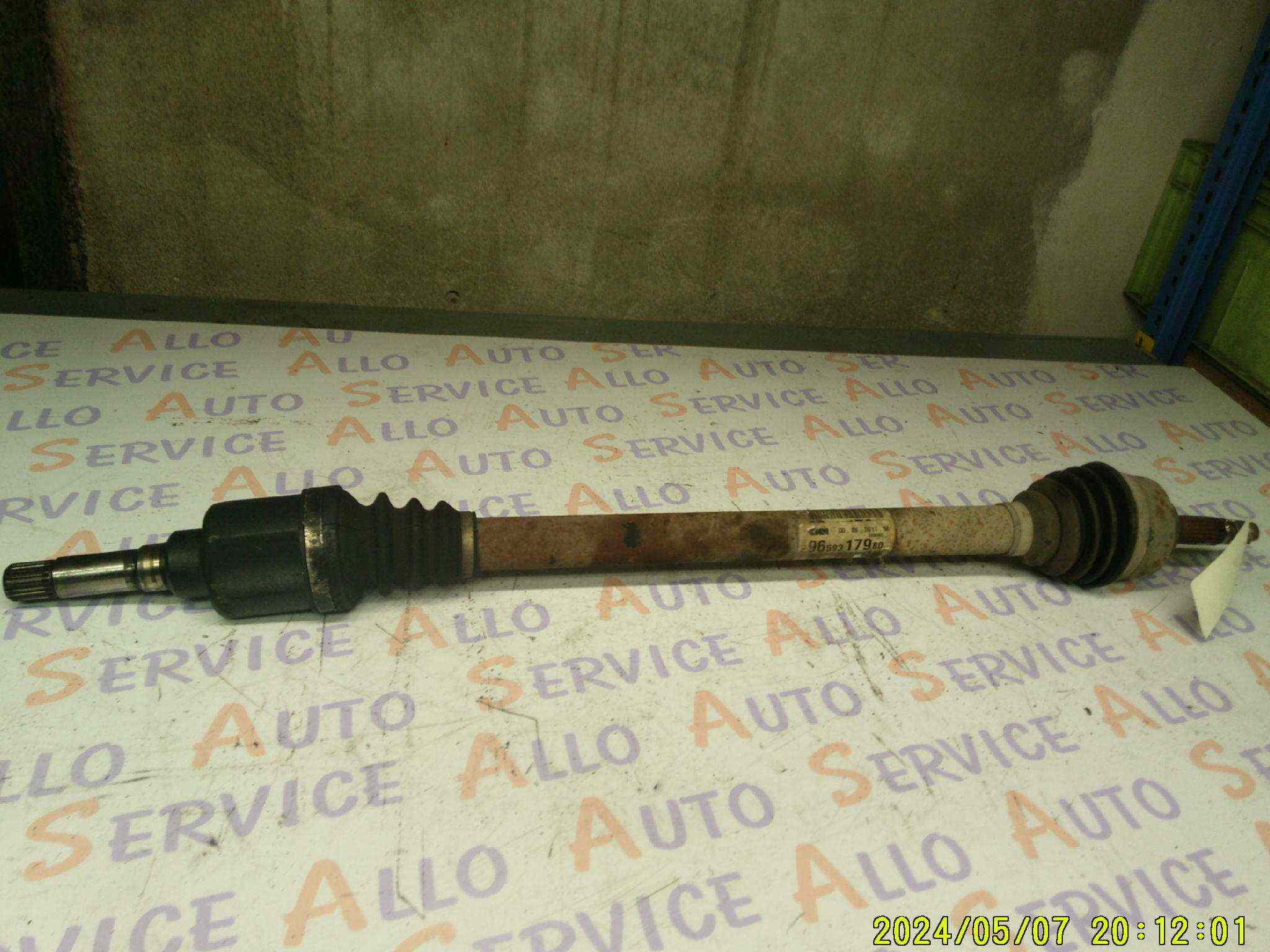 Cardan Droit
PEUGEOT 207 phase 1
ref: 9659317980

