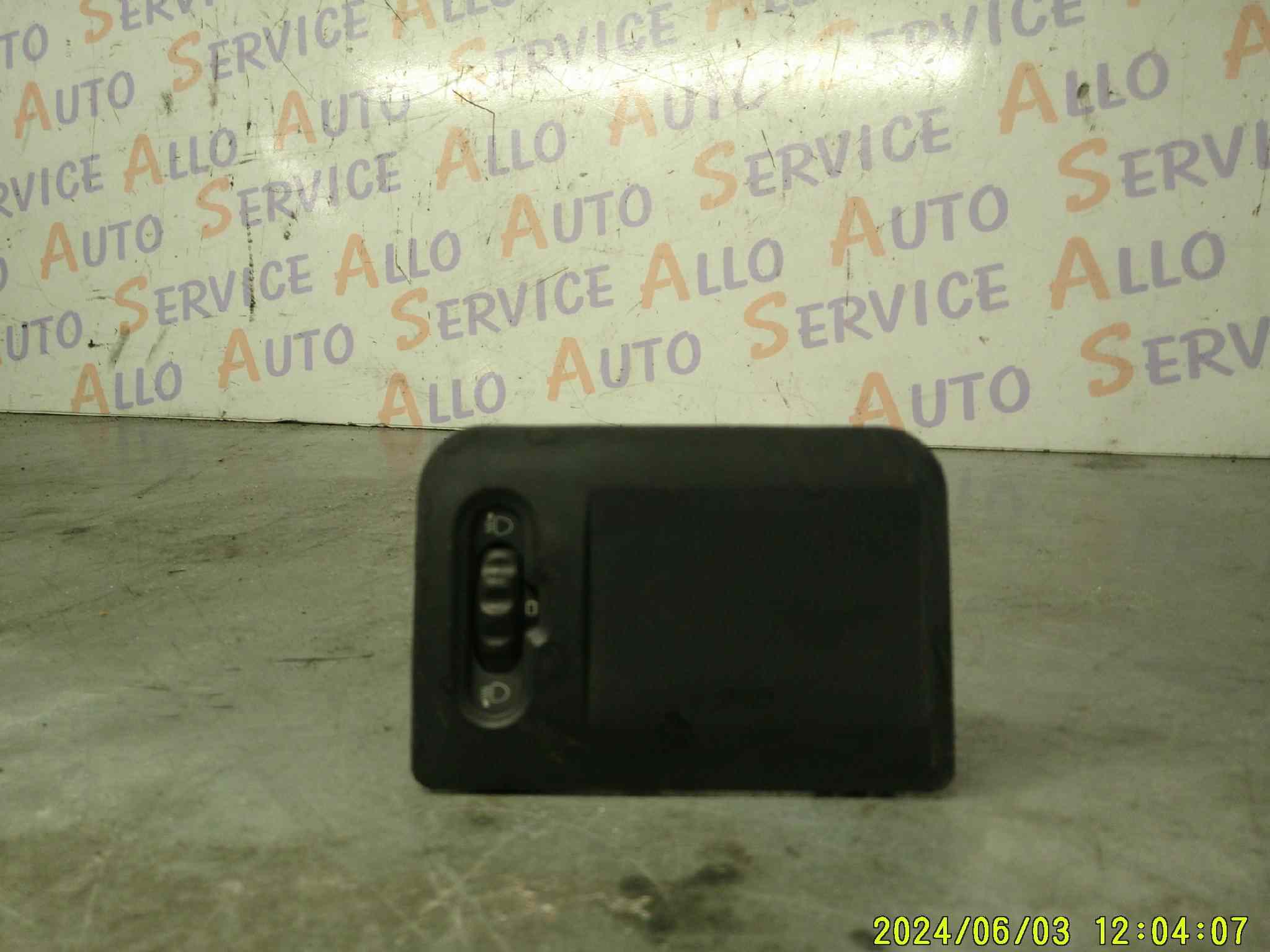 commande réglage phare 
RENAULT Clio 2
phase 2
