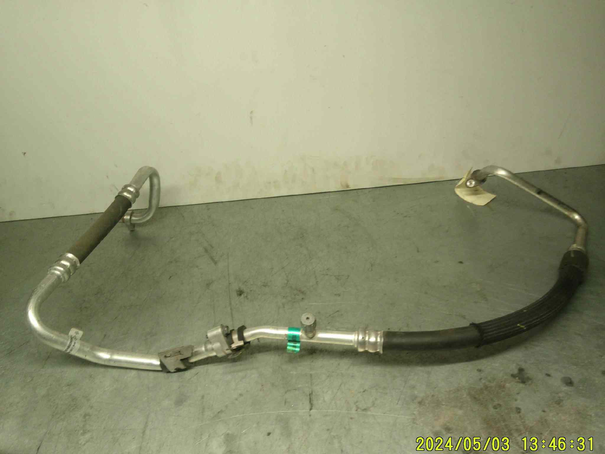tuyaux de clim 
RENAULT Clio 4 1.5 dci 

