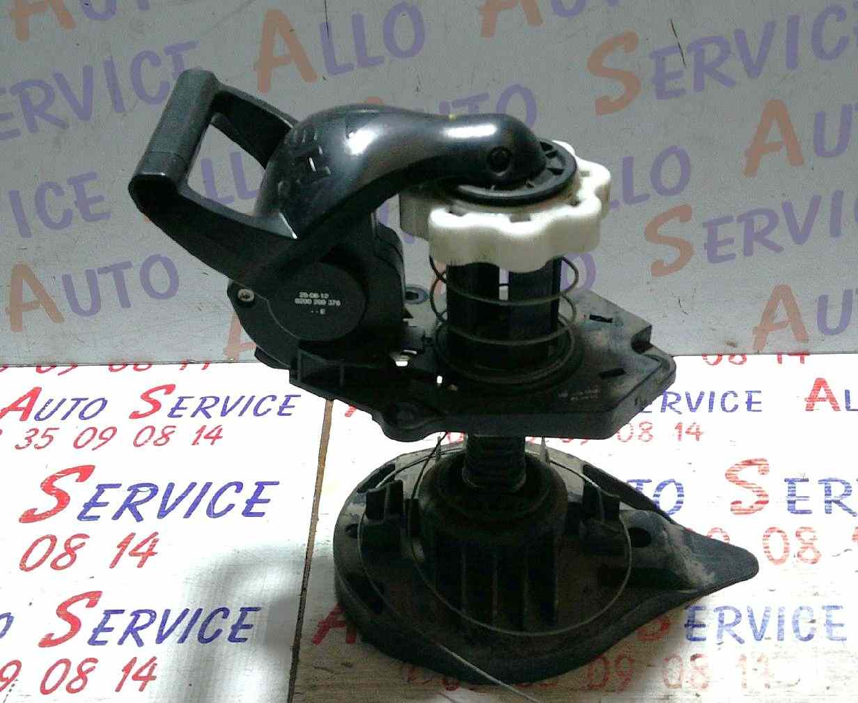 Treuil Roue Secours  RENAULT Clio 4 PHASE 1 
ANNEE 27/12/2012 

