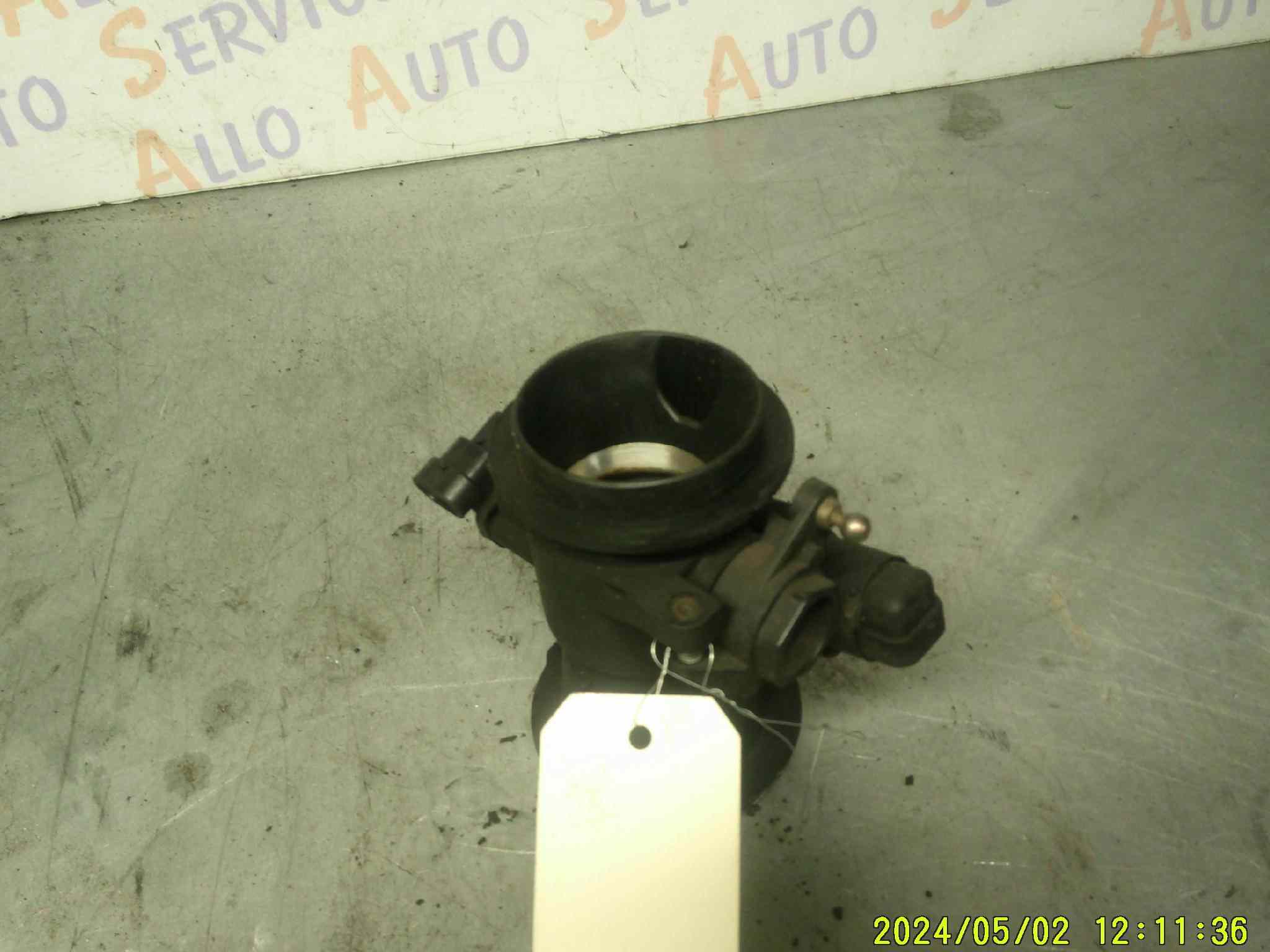 boitier papillon 
RENAULT Clio 2
1.4i 8v 

