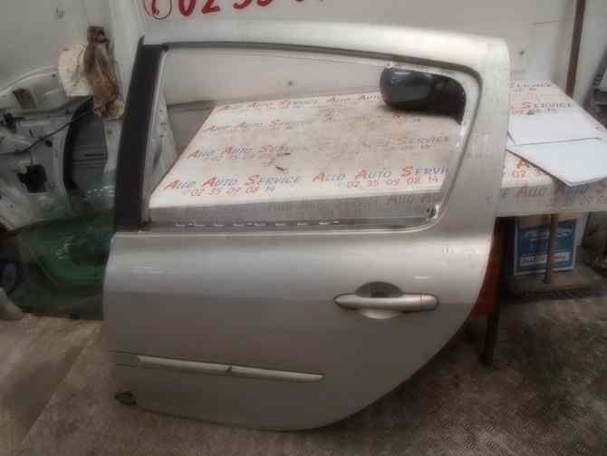 Porte AR Gauche
RENAULT Clio 3 Phase 1
An : 09.2005 / 03.2009

Vendue nue, quelques marques

Frais de Port sur devis