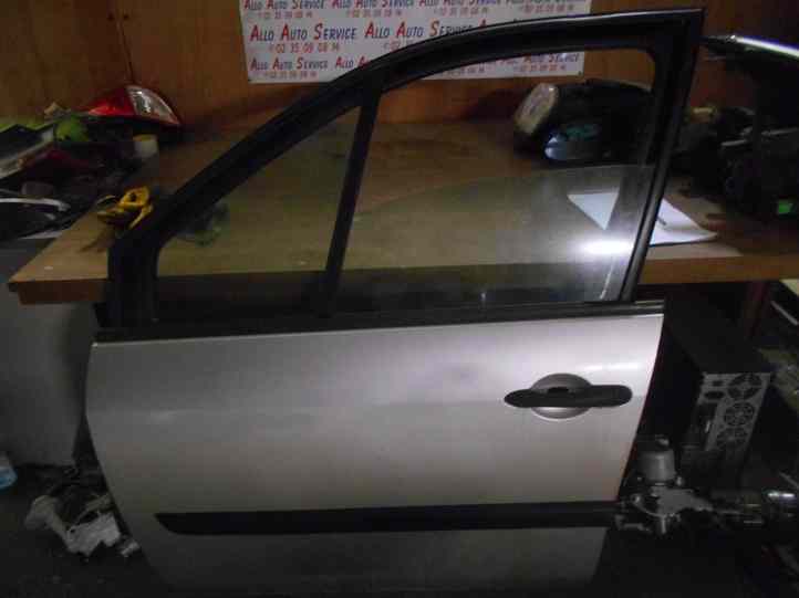 Porte AV Gauche
RENAULT Scenic 2 phase  2
An 09.2006 - 04.2009

Vendue nue
Frais de Port sur devis