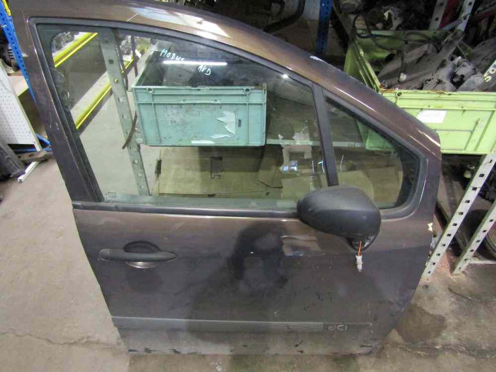 Porte AV Droit
RENAULT Modus 1.5 dci 85cv
07.2007

Frais de Port sur devis