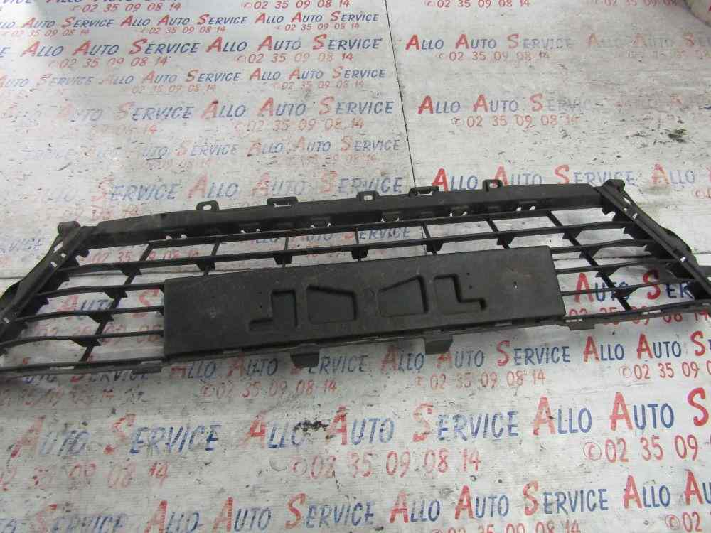 Grille centrale de pare chocs avant
RENAULT Megane 4

Frais de Port sur devis