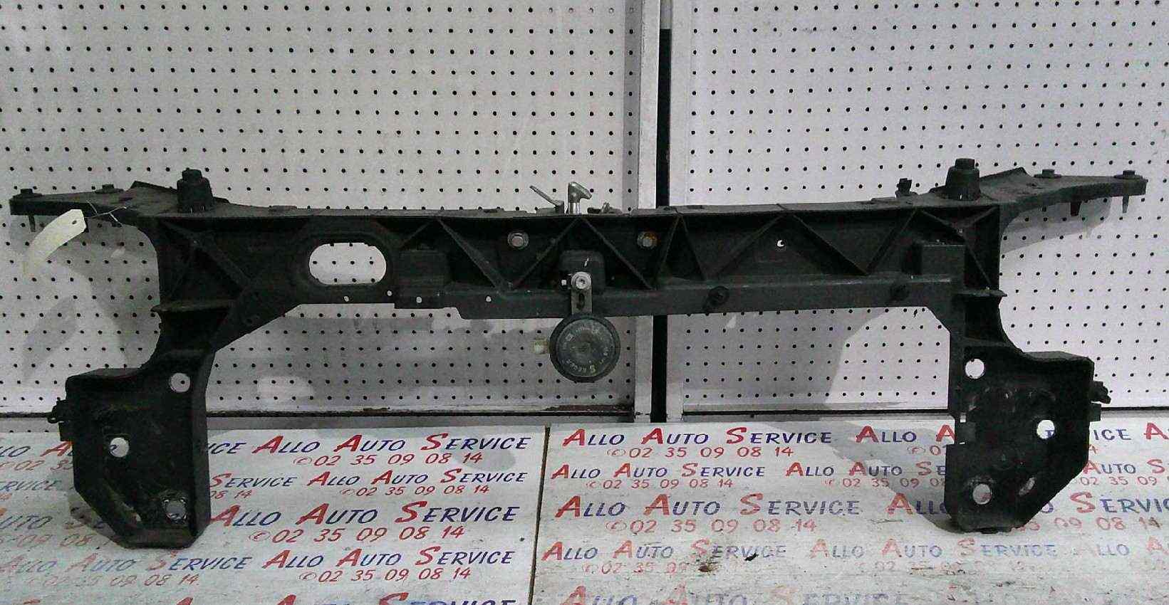 Traverse Superieure  RENAULT Clio 3 PHASE 2 1.2i -16V

Frais de Port sur devis