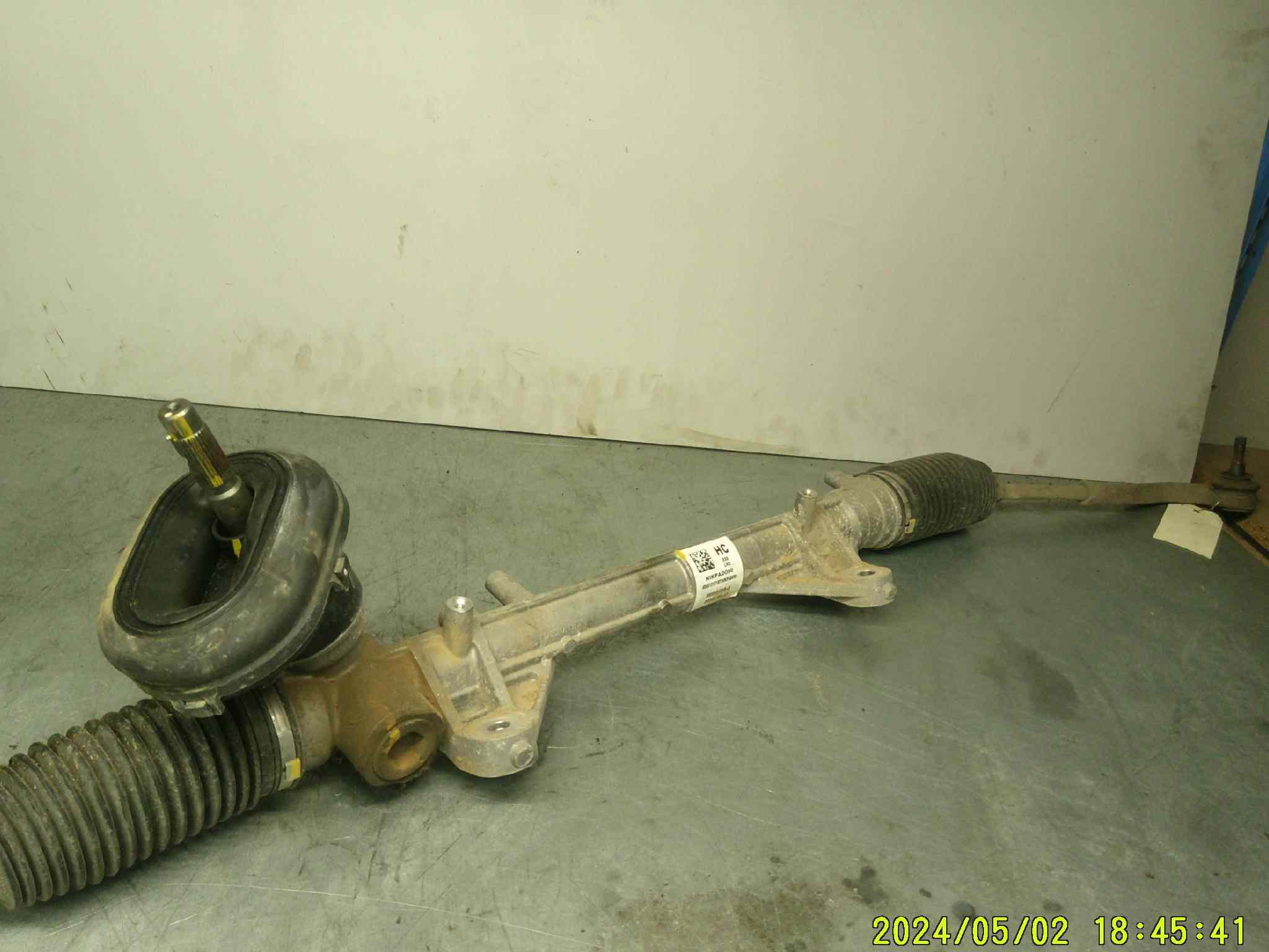 Cremaillere assiste 
RENAULT Clio 4
ref: 490012121r-b 
