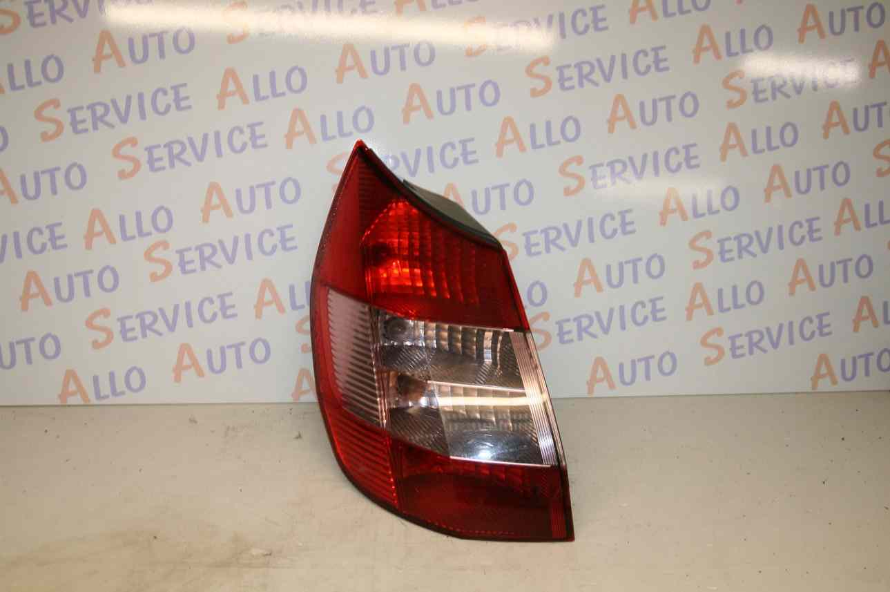 Feu Arriere Gauche RENAULT Scenic 2 PHASE 2
01/2002
